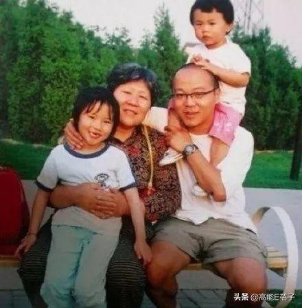 原来王祖蓝女儿长得最像她!哪个明星家庭是最强基因?