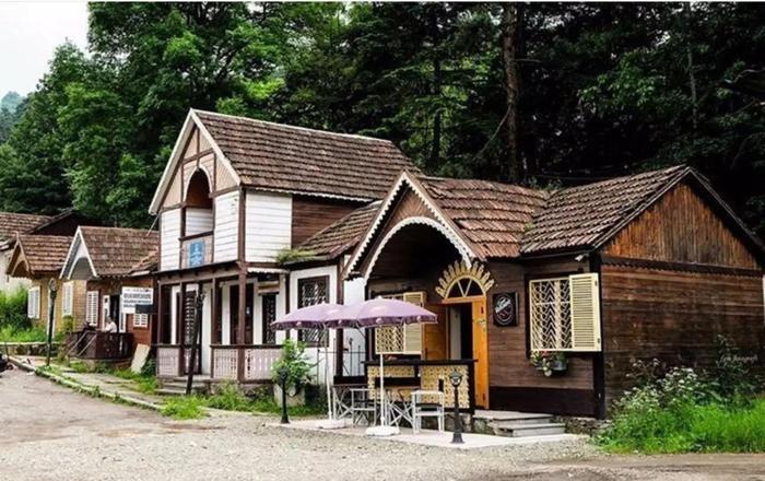 诺亚方舟最后停靠的地方, 亚美尼亚的千年神隐