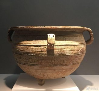 ​原始青瓷最早出现于商代