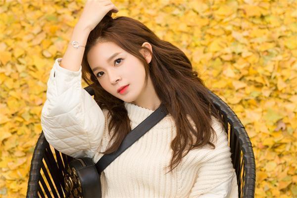 唐人旗下最火五位女演员,李兰迪风头最盛,另一位想解约却败诉