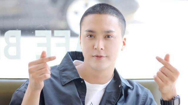 梁世宗入伍近照引争议，从李敏镐到池昌旭，韩星入伍都易发福？