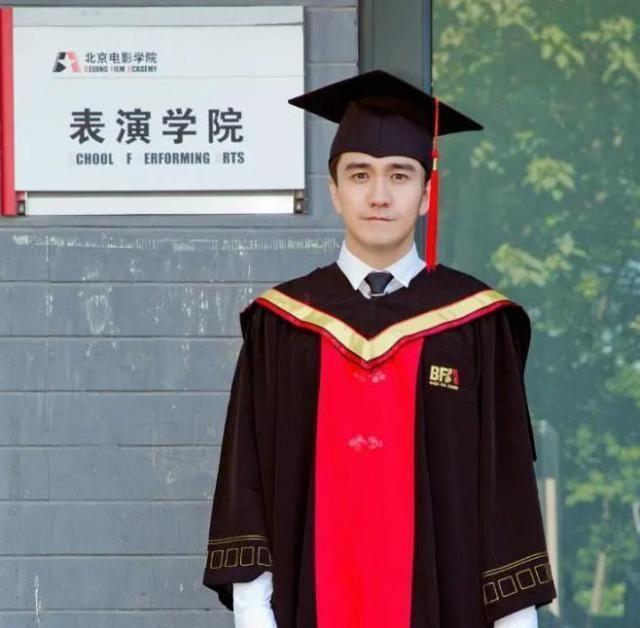 翻车｜江一燕拿建筑大奖遭群嘲，虚伪人设早被黄渤一语揭穿