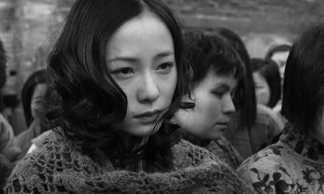 翻车｜江一燕拿建筑大奖遭群嘲，虚伪人设早被黄渤一语揭穿