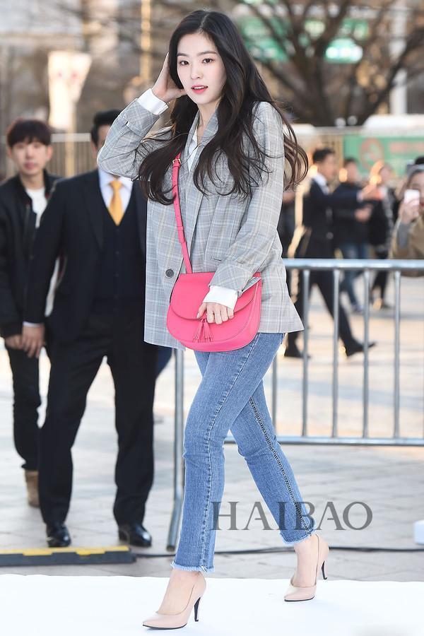 被称南韩四代神颜女爱豆！Irene裴珠泫的颜真得配得上吗？