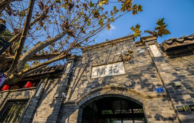 成都十大必玩排行榜，养眼美女的聚集地，你去过哪一些呢？