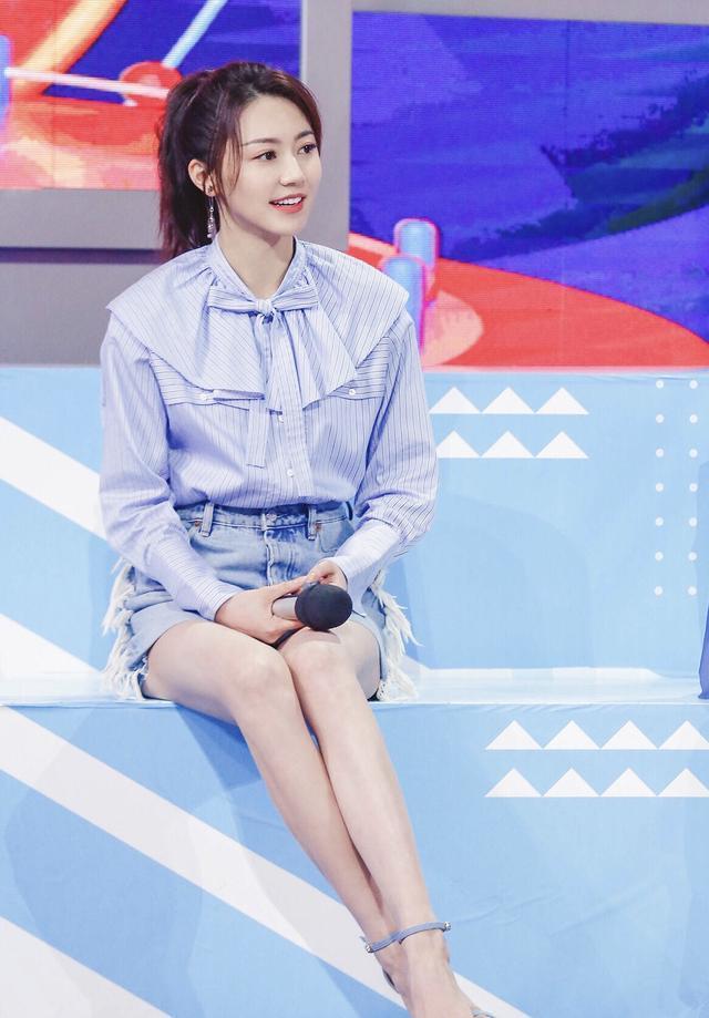 继《逆流而上的你》后，黄梦莹又一新剧来袭，与朱一龙二次合作