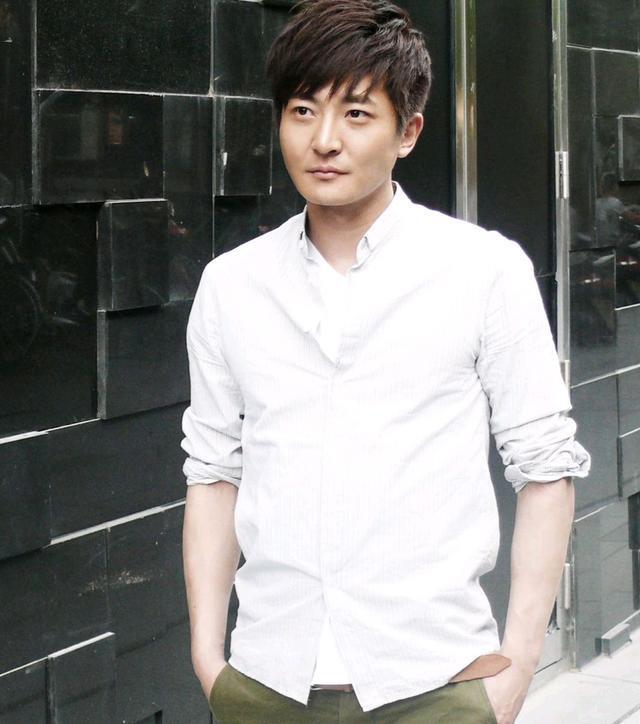 陆毅VS郭京飞: 少年得志和大器晚成，一对连襟两种人生