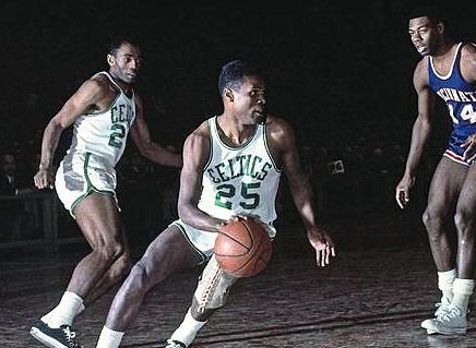 总冠军戒指最多的8大球星，霍里7冠只能垫底，第一两只手都戴不完