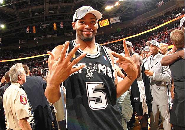 总冠军戒指最多的8大球星，霍里7冠只能垫底，第一两只手都戴不完