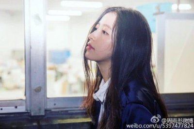 ​新晋女神周雨彤，美得一塌糊涂，网友却说：和他的CP最搭！