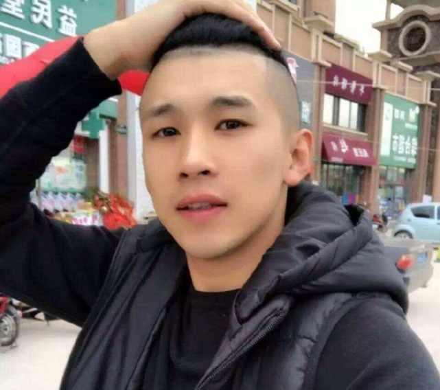 快手将回归已封杀大网红，他最有可能，网友：不是牌牌琦就行！