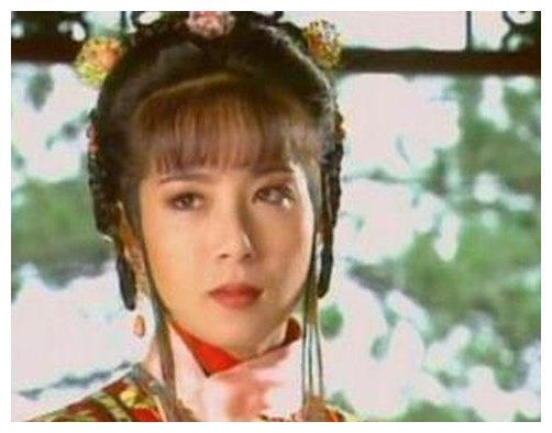 怀旧经典琼瑶剧《新月格格》，最毁三观的忘年恋