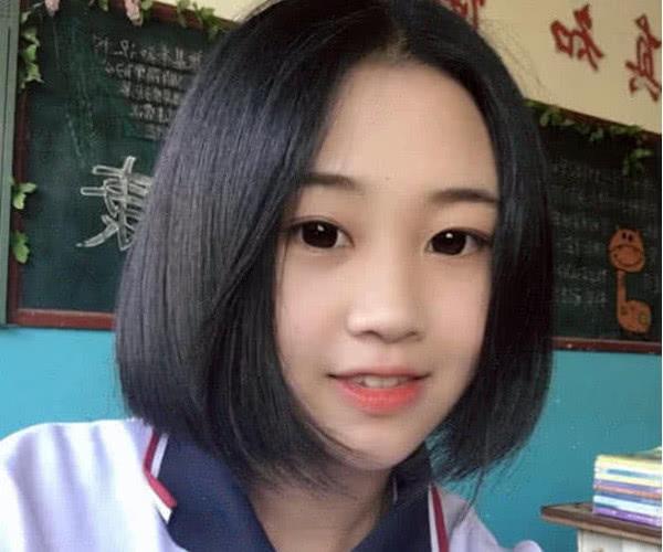 最近校园流行“老师不收”口红，少女心满满，平价又好用！