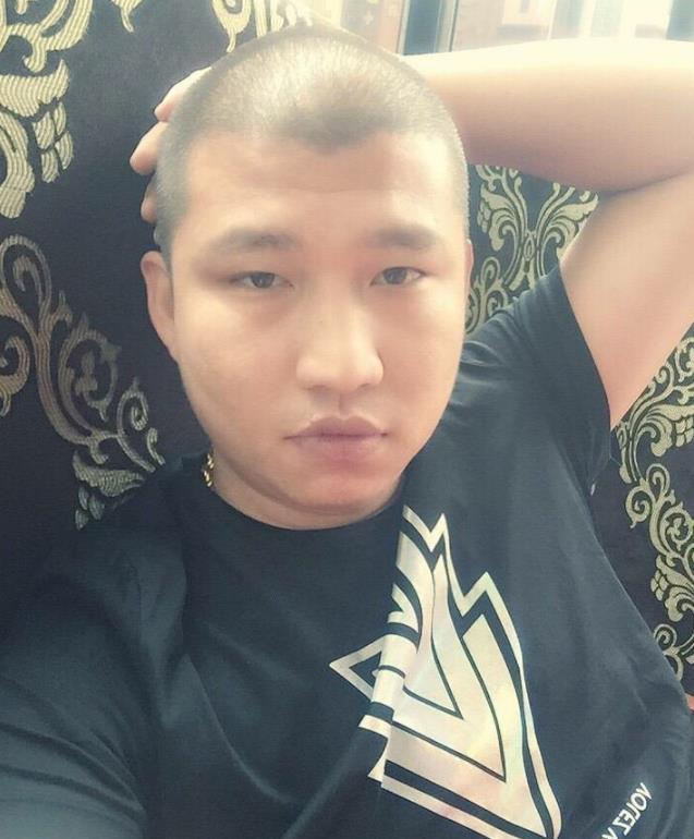 快手被封杀的4位主播,如果给你一个复出权利,你最想让谁复出?