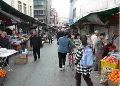 成渝中线高铁的沿线规划，让这4个小县市区成最大赢家