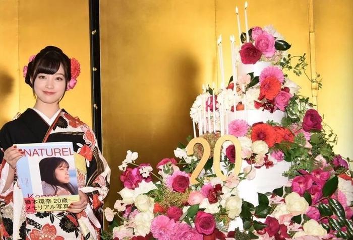 日本千年一遇美女如今颜值也崩坏?长期酗酒发胖神神叨叨吓坏粉丝