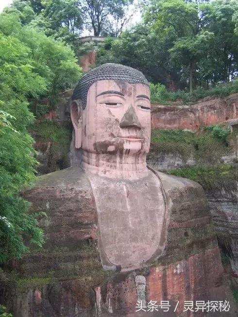乐山大佛数次闭眼流泪与重大历史事件有关!