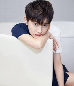 ​焦俊艳最不舍得删的几张照片，最后一张是多少人的壁纸啊！