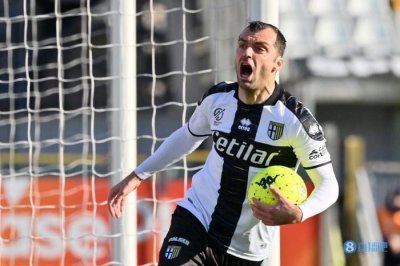 ​潘德夫：莫塔能成欧洲最强5名教练之一 穆帅能让平凡球队变得伟大