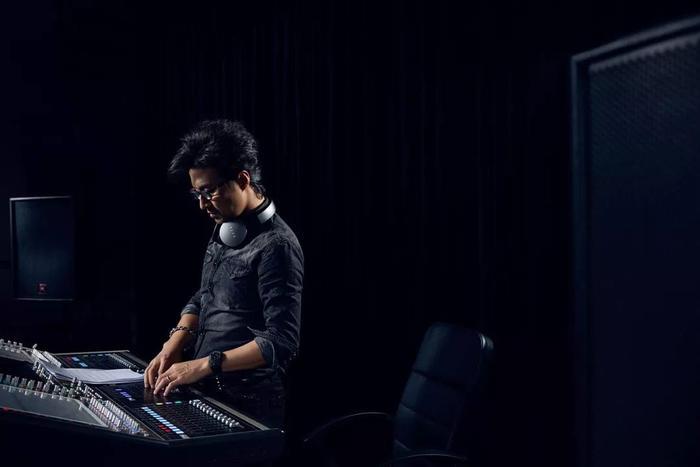 我想出去走一走，看看这个大世界