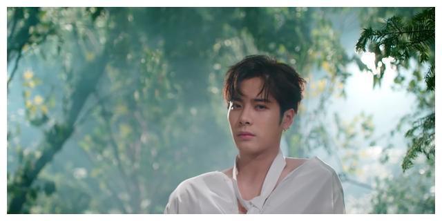 王嘉尔回归《拜托了冰箱》,刘宪华遭网友嫌弃,明星靠品行拉差距