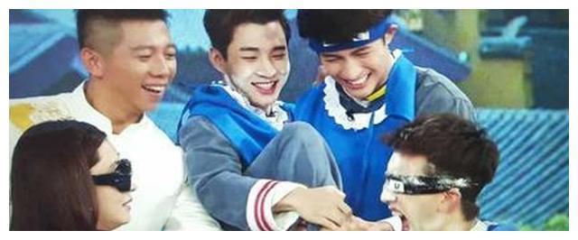 王嘉尔回归《拜托了冰箱》,刘宪华遭网友嫌弃,明星靠品行拉差距