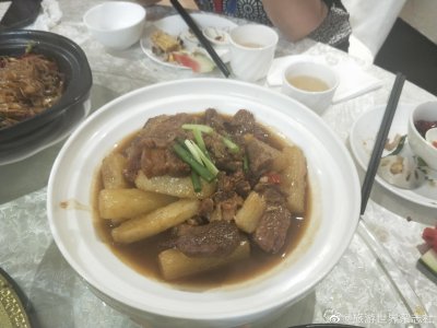 ​老家河南，从信阳出发去看更大的世界。信阳的山好，水好