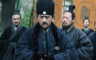 ​为了争天下, 宰相开放自己的后宫, 引进了数百个隔壁老王