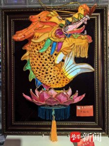 ​秦淮灯彩“画龙点睛”，灯火里的中国年味浓