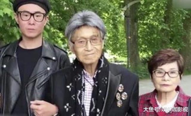 自称有2.5段婚姻, 50岁恋上17岁少女生一子, 妻子大方当亲儿子养