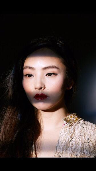 曾美慧孜夺得影后当之无愧！她曾为了角色在歌舞厅体验一个月