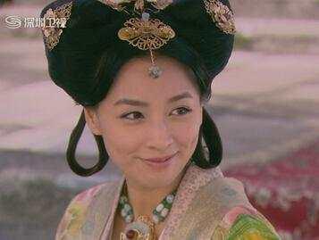 花千骨穿越到蜀山戴额饰美美的古装剧里的额饰美人杨幂拔头筹