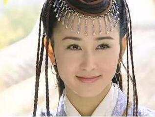 花千骨穿越到蜀山戴额饰美美的古装剧里的额饰美人杨幂拔头筹