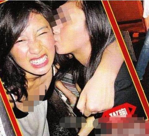 苗侨伟28岁女儿晒性感照，大方秀好身材，曾因玩太疯被老爸臭骂？