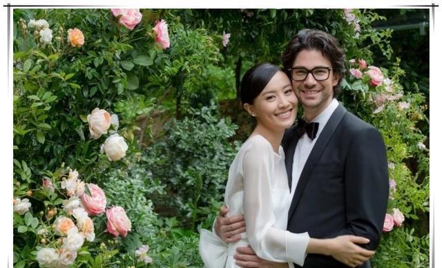 豪门梦碎的陈法拉又结婚啦，穿白婚纱忒清纯，法国老公绅士又帅气
