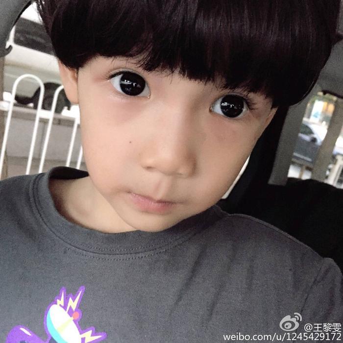 小包总杨烁的妻子是刘亦菲的好闺蜜！两人的儿子超可爱！