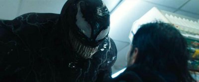 ​毒液：致命守护者新剧照曝光毒液“性感”身型，亦正亦邪善恶难辨