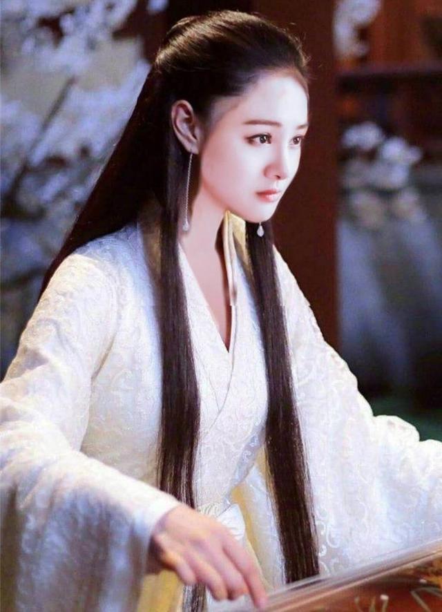 郑爽：新版《倩女幽魂》剧照，网友：确定不是在拍小龙女