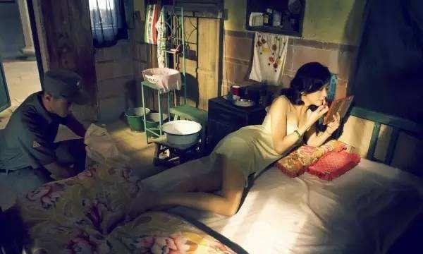 阮经天摊上大事，与万茜剧中“假戏真做”？却因一细节遭禁播？