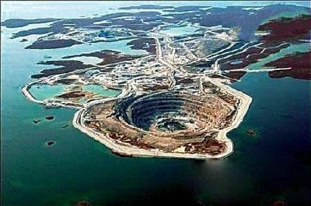 世界上4大最著名的钻石矿坑，第一生产超3吨钻石，第二价值千亿元