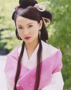 ​演员孔琳，一位饱受虐恋的苦命女人