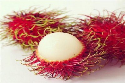 ​红毛丹可以和海鲜一起吃可以注意不要过量