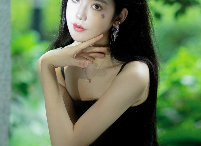 怎样练出马甲线（帮你练出迷人的马甲线）