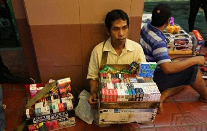 直击最真实的印尼，看看老百姓月入多少钱