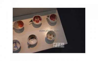 ​挽回女友过程中不能犯的四条错误，中一条都容易失败