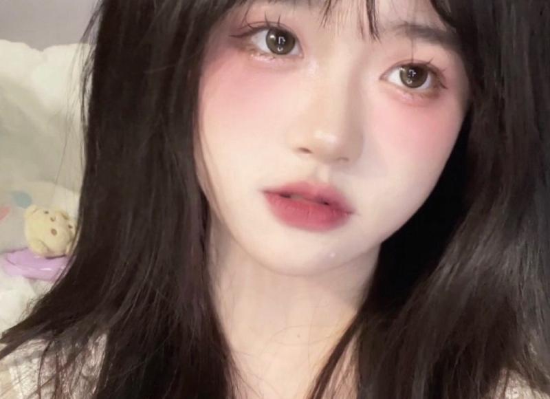 为什么我坐他上面总是掉出来 坐在上面的老是滑出来怎么办