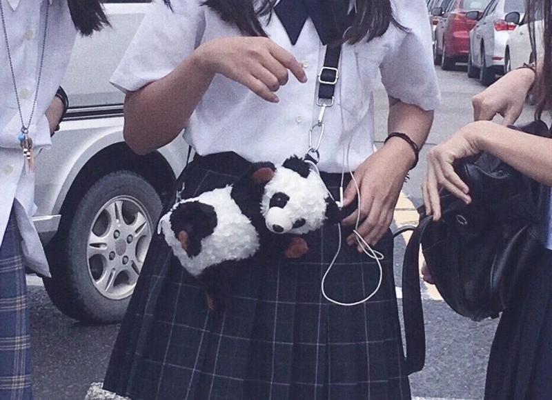 被女朋友拉黑了怎么挽回，女友拉黑怎么挽回？