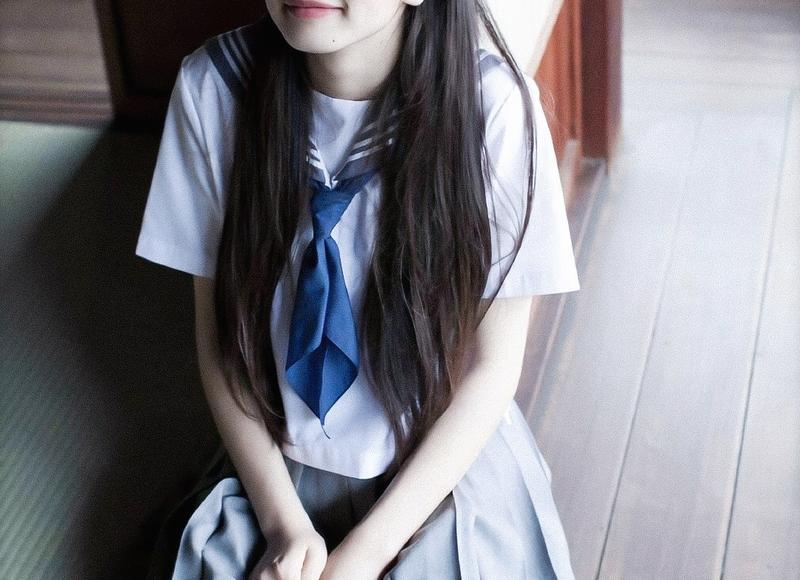 “别人让你分手你就跟我分手，那我算什么？”