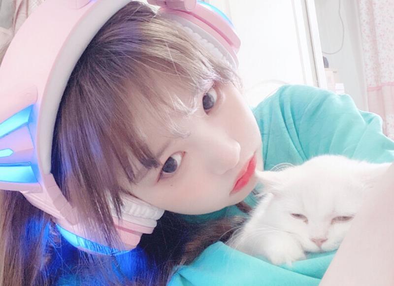 男生暗恋女生的表现有哪些？男生暗恋女生的表现！