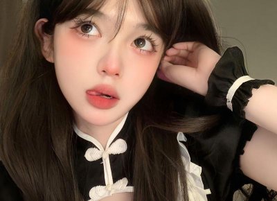 ​为什么男生喜欢摸女孩子的头